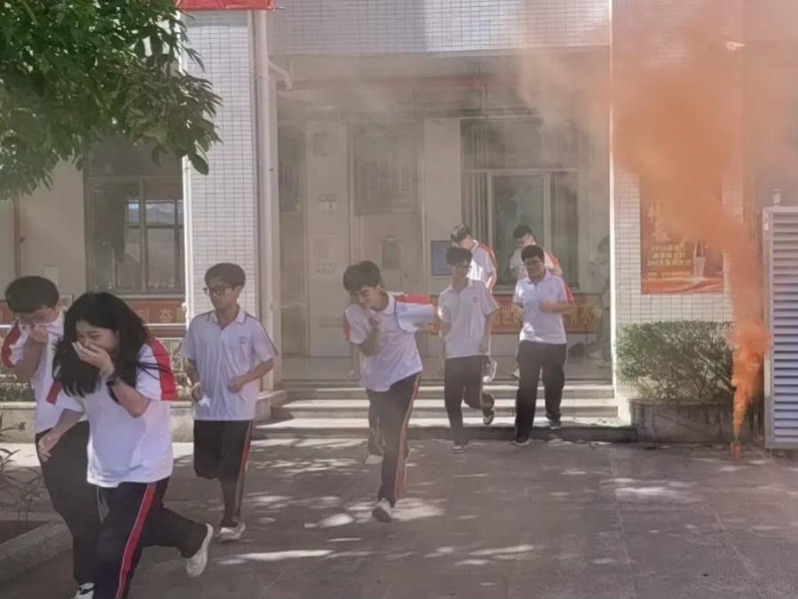 图片18.jpg