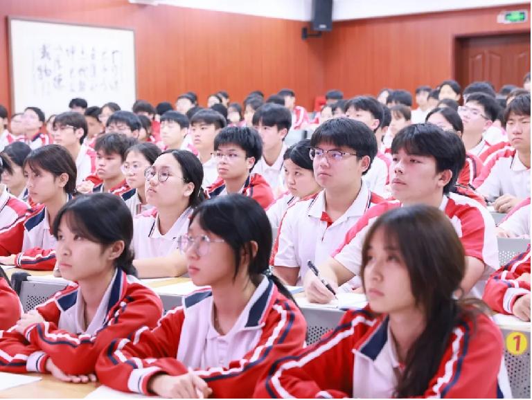 图片2.jpg 图片2.jpg