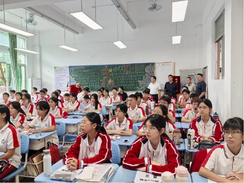 图片3.jpg 图片3.jpg