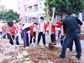【植树护绿】雷锋精神心中记，植树护绿我先行——我校组织师生开展植树节活动